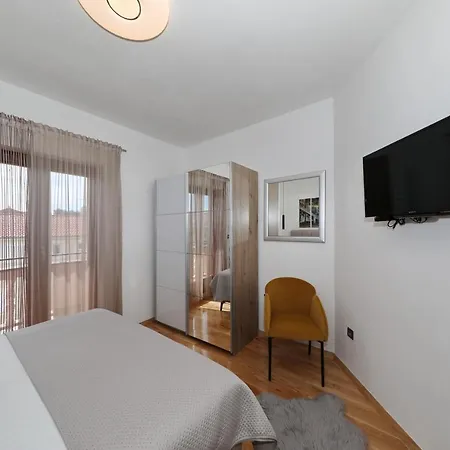 Dalmatino Apartamento Pakoštane