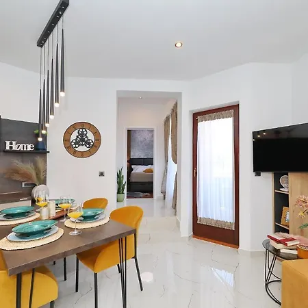 Apartamento Dalmatino