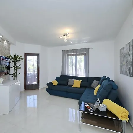 Dalmatino Apartamento Pakoštane