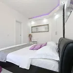 Dalmatino Apartament *