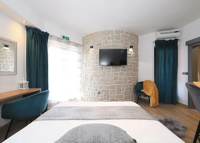 Dalmatino Апартаменты *