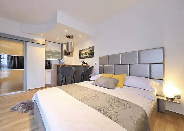 Dalmatino Апартаменты Пакоштане